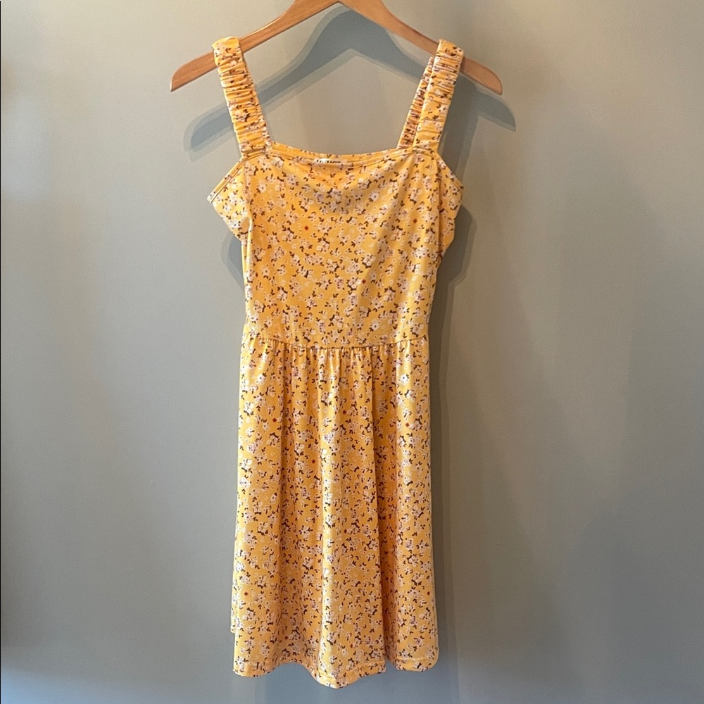 Yellow Floral Sleeveless Dress Size Medium